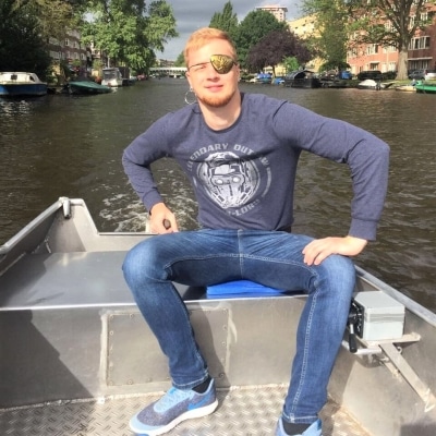 Boat rental Amsterdam self-drive