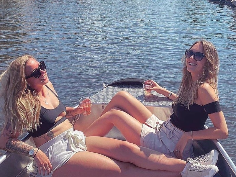 Electric boat rental in Amsterdam