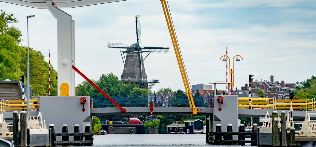 Sailing Amsterdam canal ring Amstel East