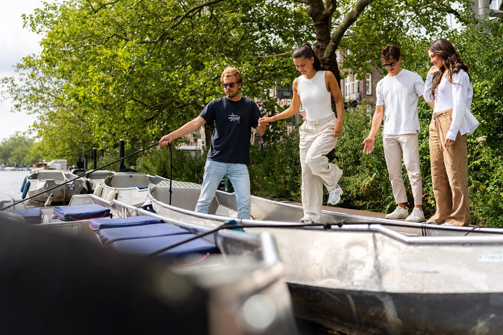 Boarding at the Boats4rent dock opposite Nassaukade 155